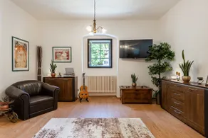 Comfy &Clean apt in historical mill in the heart - Image 2