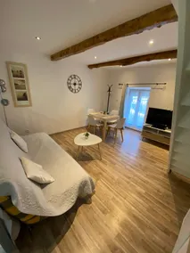 Beautiful air-conditioned duplex in the heart of Provence - Image 3