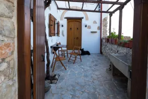 Gaby's charming house - Image 2