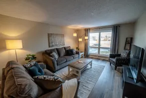 Stay and Play Westside 4 Bedroom Home - Image 3