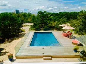 Steps to the Ocean in Amagansett Dunes - Image 2
