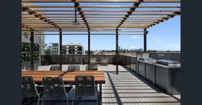 New Spacious 2 Bedroom With Gorgeous City Views - Image 5