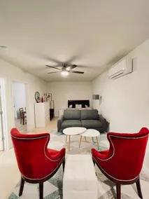 5-⭐️ Houston Centric Private Apartment - Image 2