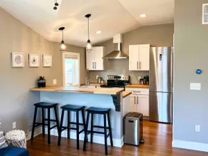 Carbon Neutral Guesthouse in Sunnyside - 1BR - Image 5