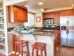 Bay & Ocean view house w/Patio, BBQ & 2 Car Garage - Image 3