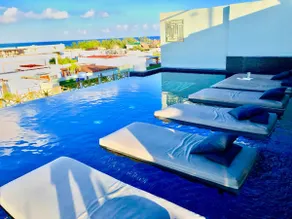 It Hotel & Residences - Studio Rental in PDC - Image 5