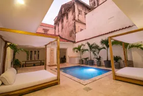 Old City 11 Bedroom Mansion - Image 3