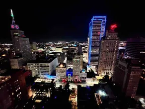Modern 1BR | City Views | Parking Included - Image 2