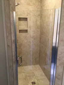 Oxford Condo-Minutes from Campus and Square - Image 4