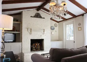 Elegant & Artistic Ligonier Cottage | In the Woods - Image 4