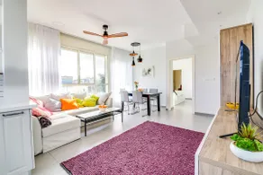Carmel Boutique Apartments- Two Bedroom Apartment - Image 3