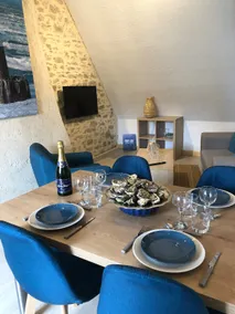 Spacious studio with sea view of the old port (WiFi) - Image 2