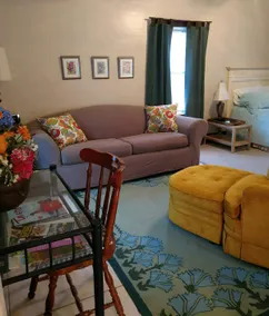 CHARMING COTTAGE in Smalltown USA - Image 5