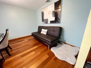 Spacious 3 Bedroom Ranch With Office - Image 5