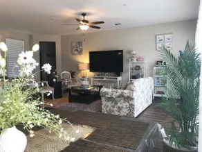Brand New Home Close to Sequoia /w Tub & Games - Image 2