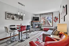 ⭐Two Hot Tubs⭐ 18 min 🚗 ➡️ BanffVillage ⛰️⛷Gas🔥Place - Image 2