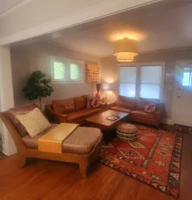 The Grand House - Image 3