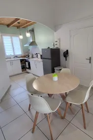Charmant T2 avec extérieur au cœur du Vaucluse - Image 4