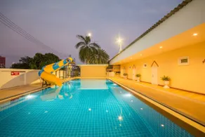 Hua Hin Town Center Pool Villa - Paemai - Image 2