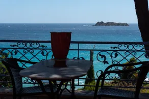 Traditional stone house by the sea with pool. - Image 5