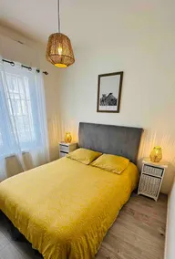 Charming and renovated • Private parking • self check-in - Image 4