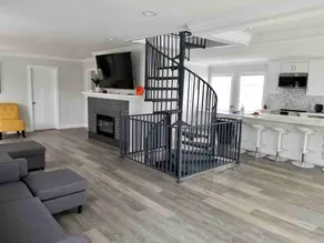 Brand new remodeled 4 bedrooms home on the pier - Image 2