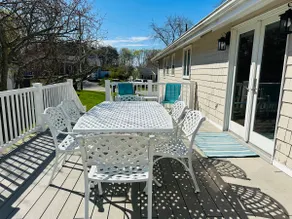 Spacious 6BR Family Home Near Newport Beaches - Image 3