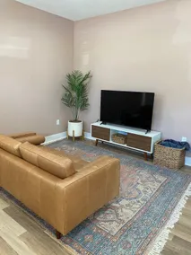 Hamilton Getaway - 2 Bedroom House in DT Hamilton - Image 3