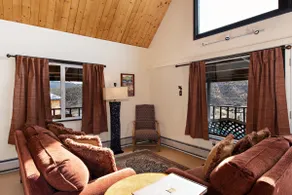 Hillside Cabin w/ wrap around porch w/ mtn views - Image 5