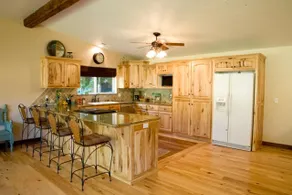 Peaceful riverfront home for family and friends. - Image 5