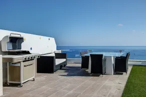 Sliema AMAZING SEA FRONT Penthouse with Pool !!! - Image 2