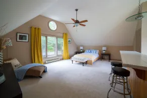 Cozy stay with scenic views on a horse farmette - Image 3