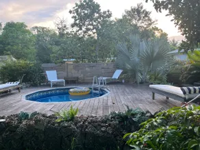 The Vibe at the Cento oasis - Image 4