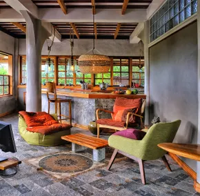 Oasis of Luxury in the Real Philippines - Image 5