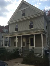 Renovated apartment just minutes from the T! - Image 2
