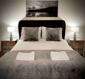 Lomond Castle Penthouse - Image 5