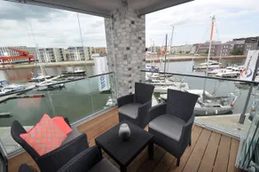 Apartment NewPort Bremerhaven - Image 2