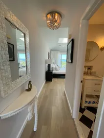 Endless Summer Montauk Studio w/Bayview Balcony - Image 4