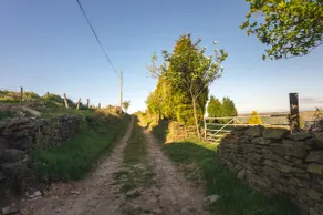 Luxury traditional stone farmhouse in Saddleworth - Image 4