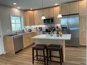 Private House|Large Yard|Within 1 Mile To Downtown - Image 5