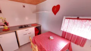 One-bedroom simple villa - with shared bathroom - Image 2