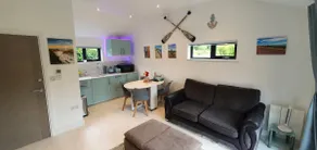 Sycamore Lodge Kent With EV Zappi type 2, swimming pool for a fee - Image 4