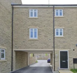 Luxury Riverside House-10 minutes walk from Otley Town Yorkshire Free Parking - Image 4