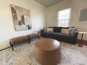 C&J Signature Stays Downtown Apartment - Image 5