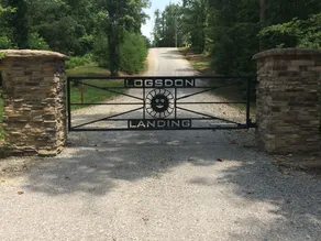 Log Cabin Nolin Lake - Image 2