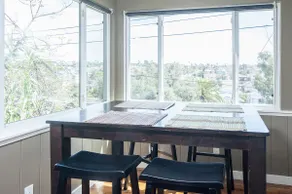 Hillcrest Cottage with City Views! - Image 5