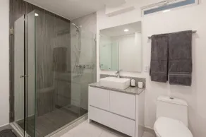 Trendy apt with a Castle view, Yes! a Castle 5⭐ pl - Image 5