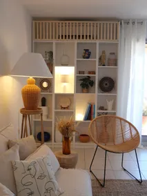The Riviera - Sunny apartment with balcony - Image 5