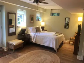 Redbud Garden Suite - Image 3