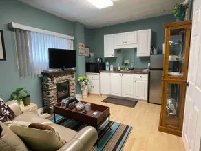 Chic Suite Studio Apartment - Image 2